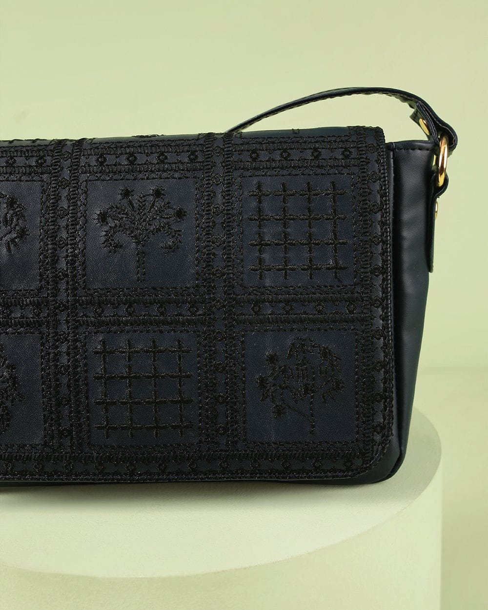 Vintage Embroidered Crossbody Bag 'Navy Blue