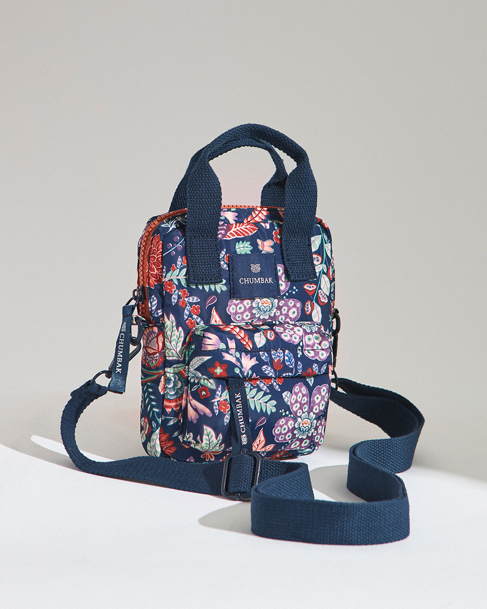 Explorer Sling-cum-Handbag| Batik Bloom
