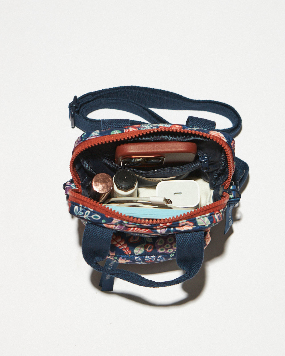 Explorer Sling-cum-Handbag| Batik Bloom