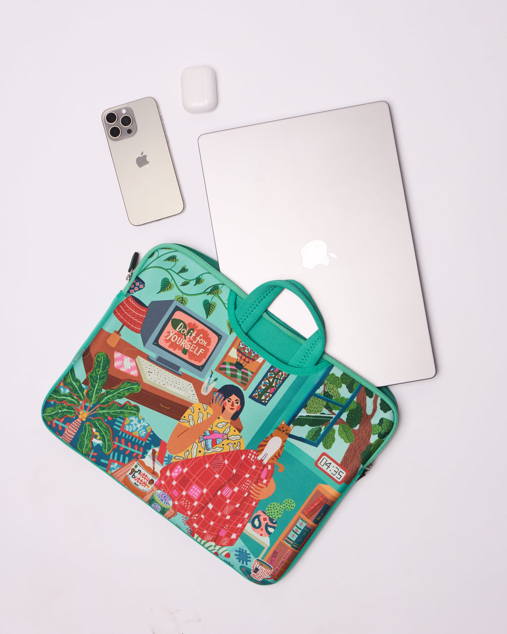 Slow Living Laptop Sleeve, 15"